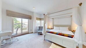 4 Schlafzimmer, Schreibtisch, Bügeleisen/Bügelbrett, WLAN