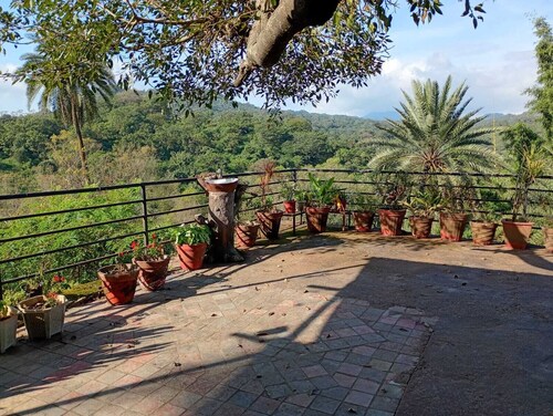 Hotel Grand Valley By Shri Hari Niwas