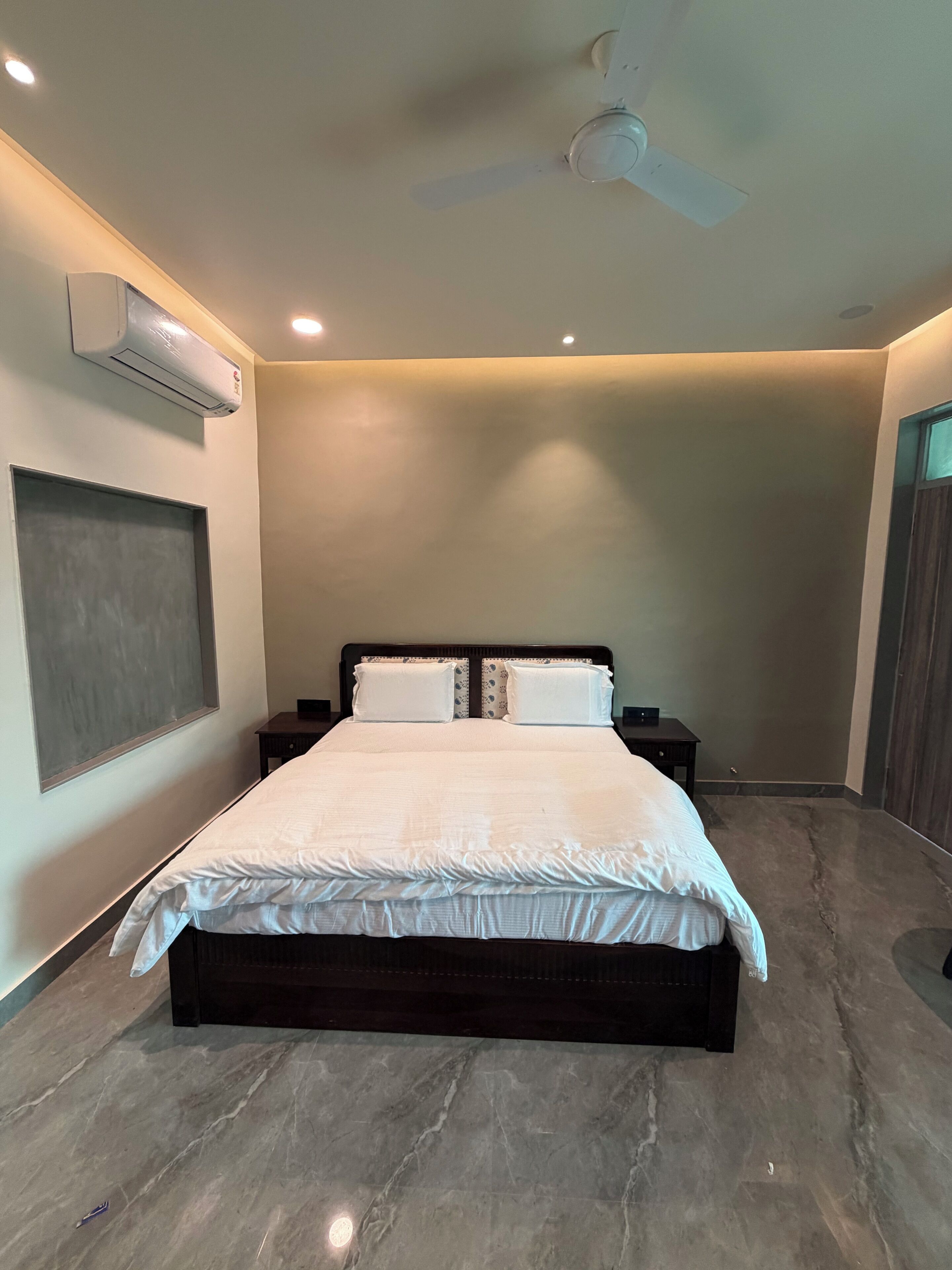 Kamar Double Deluks, pemandangan gunung | Wi-Fi gratis dan seprai linen
