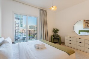1 slaapkamer, een strijkplank/strijkijzer, wifi, beddengoed