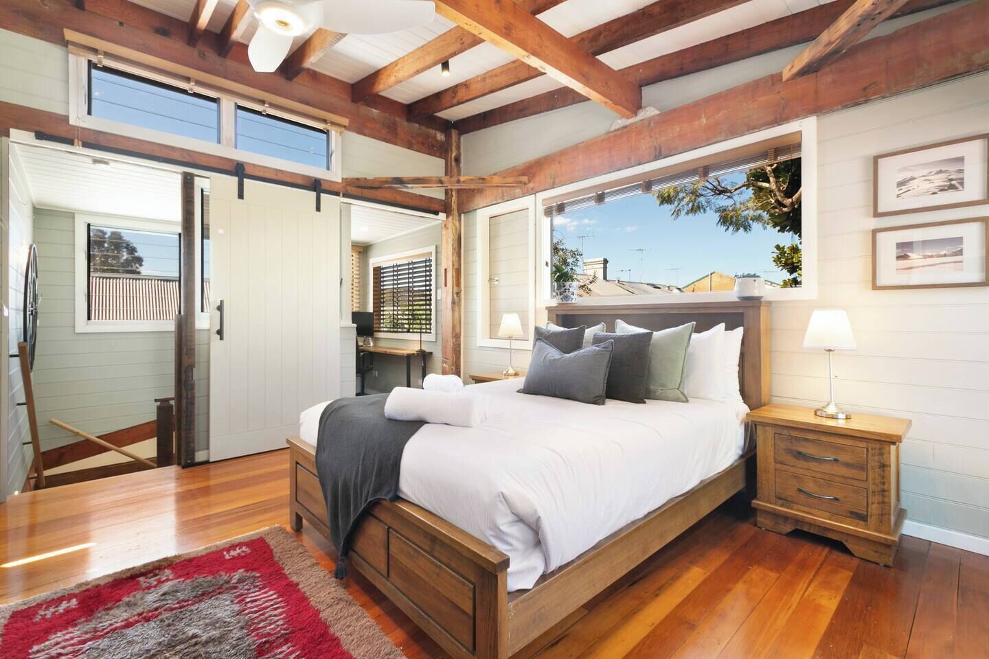 3 bedrooms, desk, iron/ironing board, travel cot