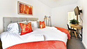 Unclassified image, 3 of 9, button - Ground Floor 2-Bed Near City Centre and Broadway (London)