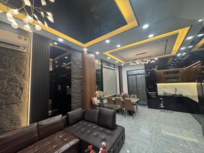 Superior House, Balcony, City View | Dapur peribadi