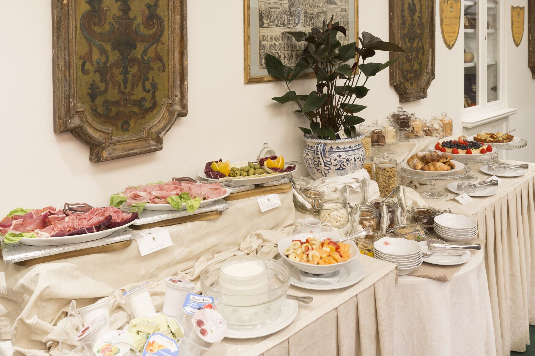 Desayuno buffet incluido todos los días 