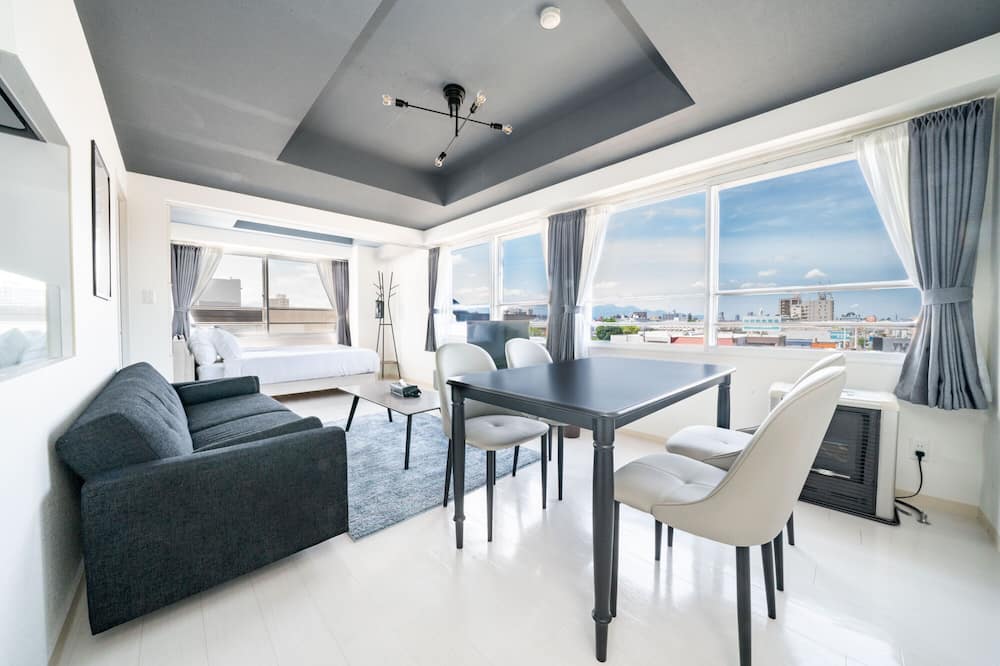 HILLSGARDEN 405