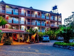 Fachada da propriedade