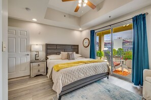 3 bedrooms, desk, iron/ironing board, travel crib