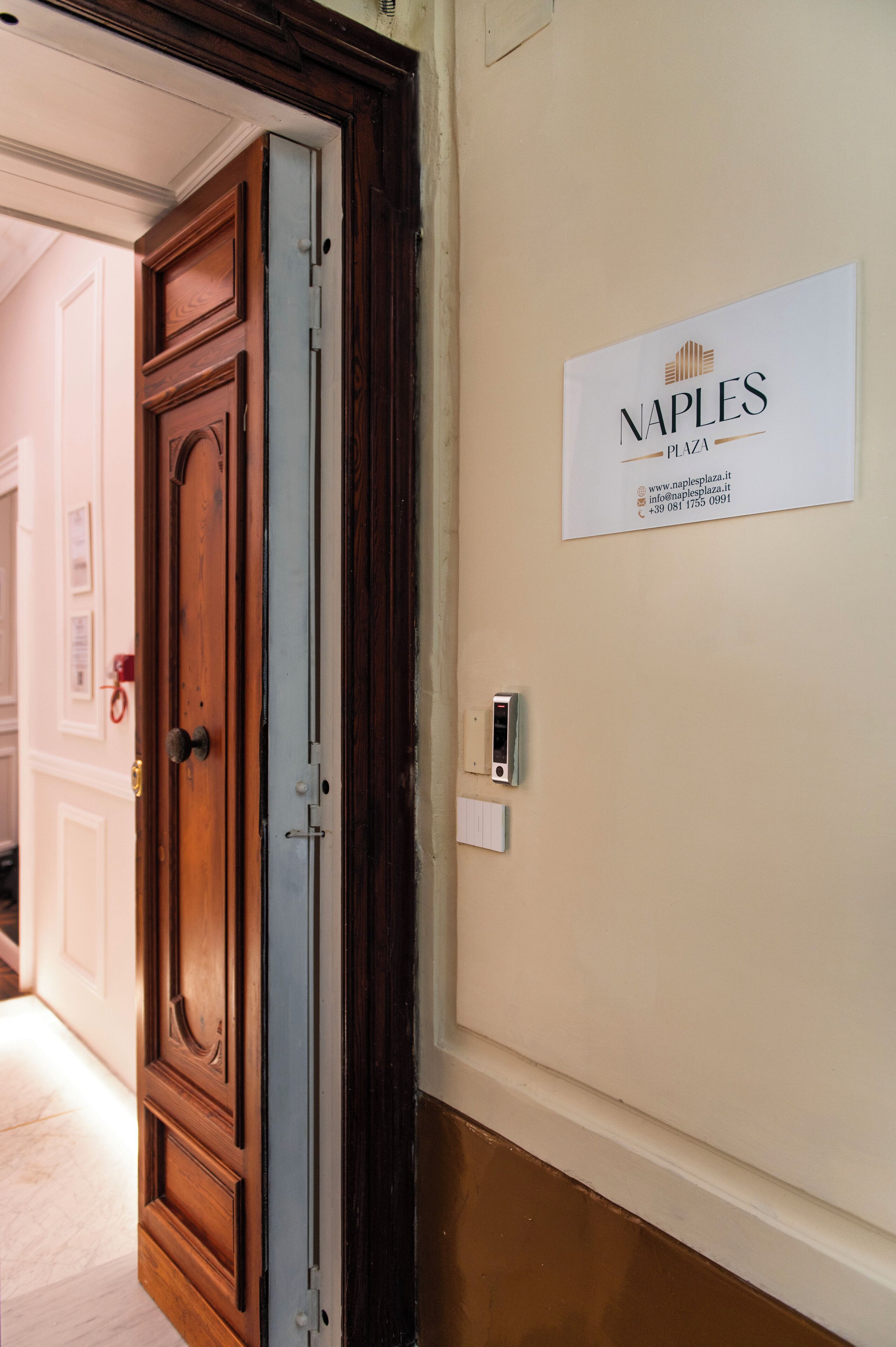 ด้านหน้าที่พัก