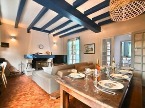 Interior - LA VILLA ROSE (Saint-Trojan-les-Bains)