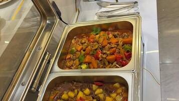 Desayuno buffet incluido todos los días