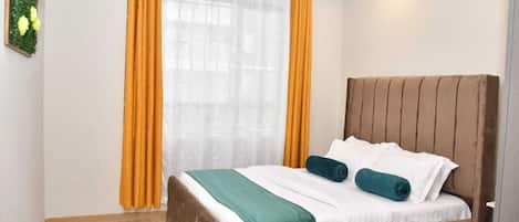2 bedrooms, iron/ironing board, Internet, bed sheets
