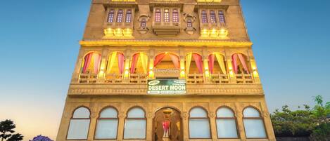 Façade de lâhĂ©bergement