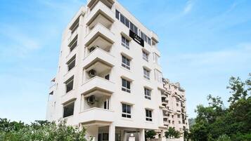 House | Bahagian luar