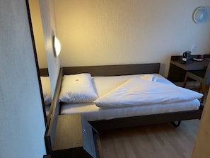 Basic Single Room, Mountain View