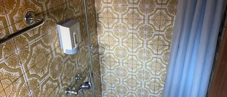 Basic Single Room, Mountain View | Bathroom
