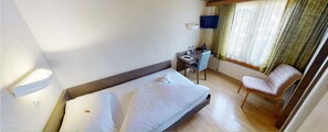Quarto solteiro básico, vista para a montanha | Wi-Fi de cortesia
