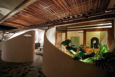 Moonlight Homestay & Garden