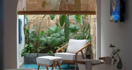 Moonlight Homestay & Garden