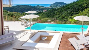 Seasonal outdoor pool - Relais Le Torri in Verici (Casarza Ligure)