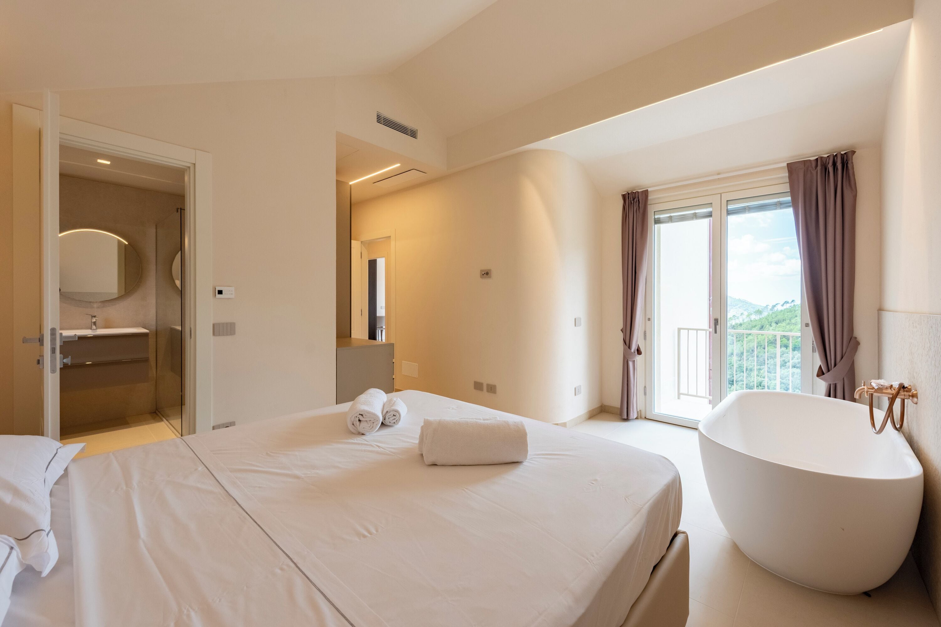 Familieleilighet, flere soverom, ved fjell (Relais Le Torri in Verici Dragut) | 4 soverom, strykejern/-brett, wi-fi (inkludert) og sengetøy