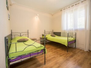 Apartment | 2 bedrooms, bed sheets