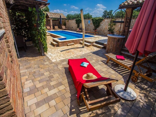 Apartment | Exterior