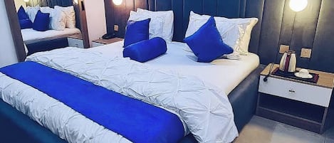 Deluxe Apartment, Balcony, City View