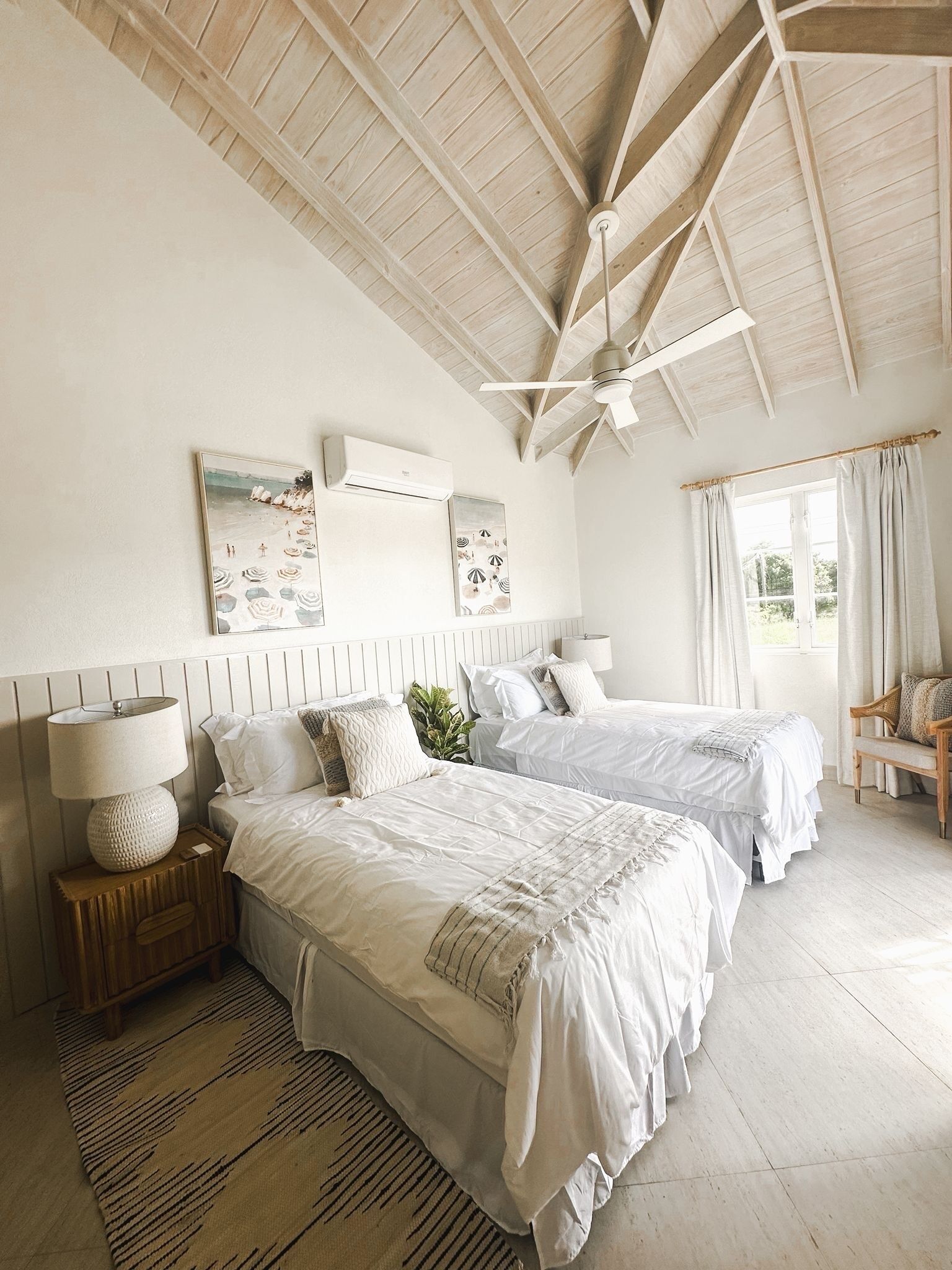 4 Schlafzimmer, Zimmersafe, Bügeleisen/Bügelbrett, Reisekinderbett