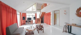 Callming 4 bad room villa with private pool at Jawa Barat