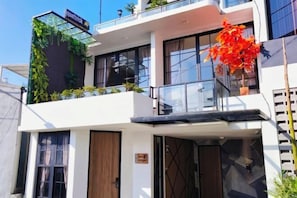 Exterior - Quattrick Villa (Batu Sub-District)