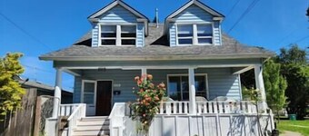 Family/Pet Friendly Craftsman