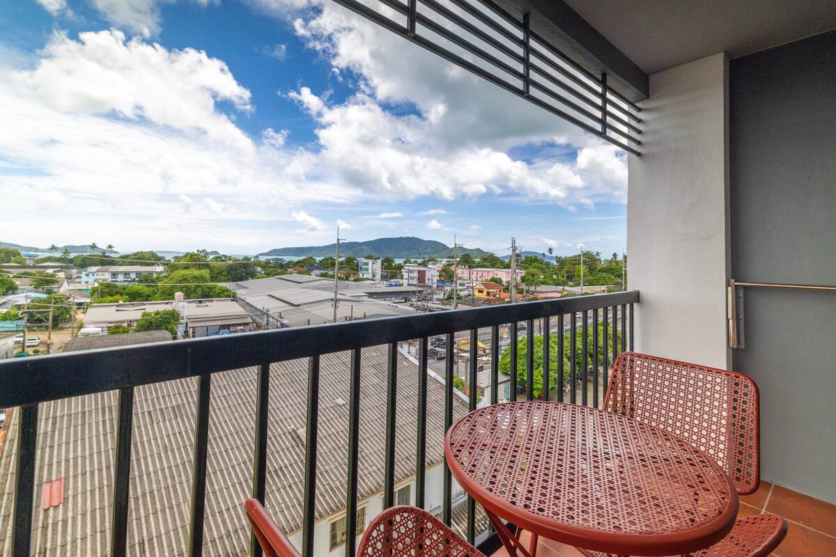 Deluxe Double Room, 1 King Bed, Sea View | Terrace/patio