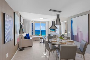 Dining - Luxury 2BR Apt With Ocean View, Pool & Amenities (Hollywood)