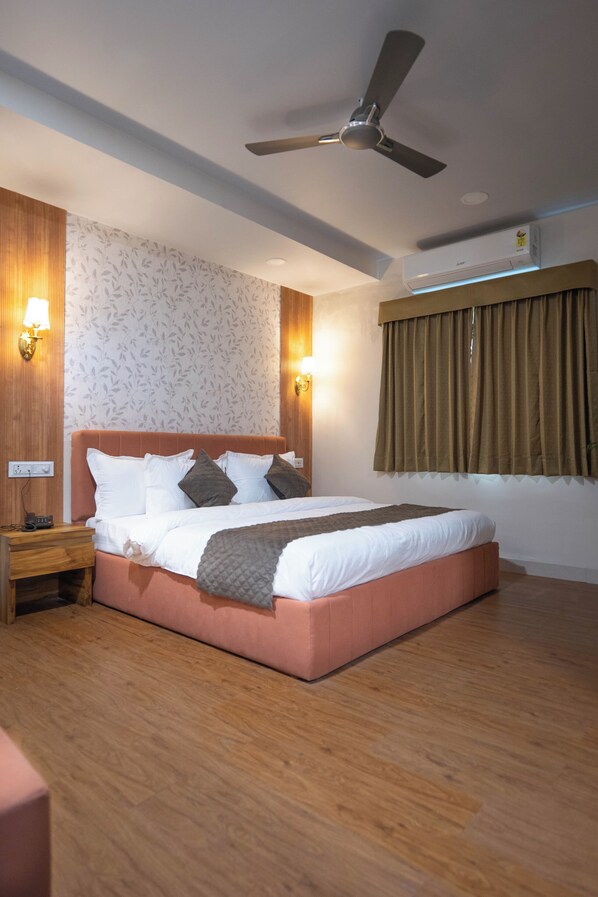 Executive Double Room, Garden View | Wi-fi percuma