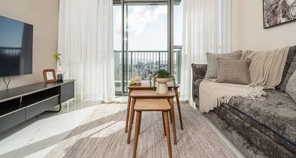 Wonderful 1 bedroom, Terrace in city center