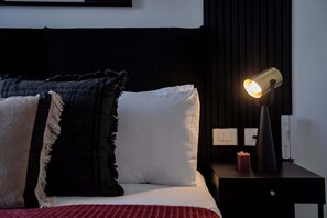 1 bedroom, iron/ironing board, travel crib, WiFi - 1 Bedroom Savyon View - Isrentals (Jerusalem)