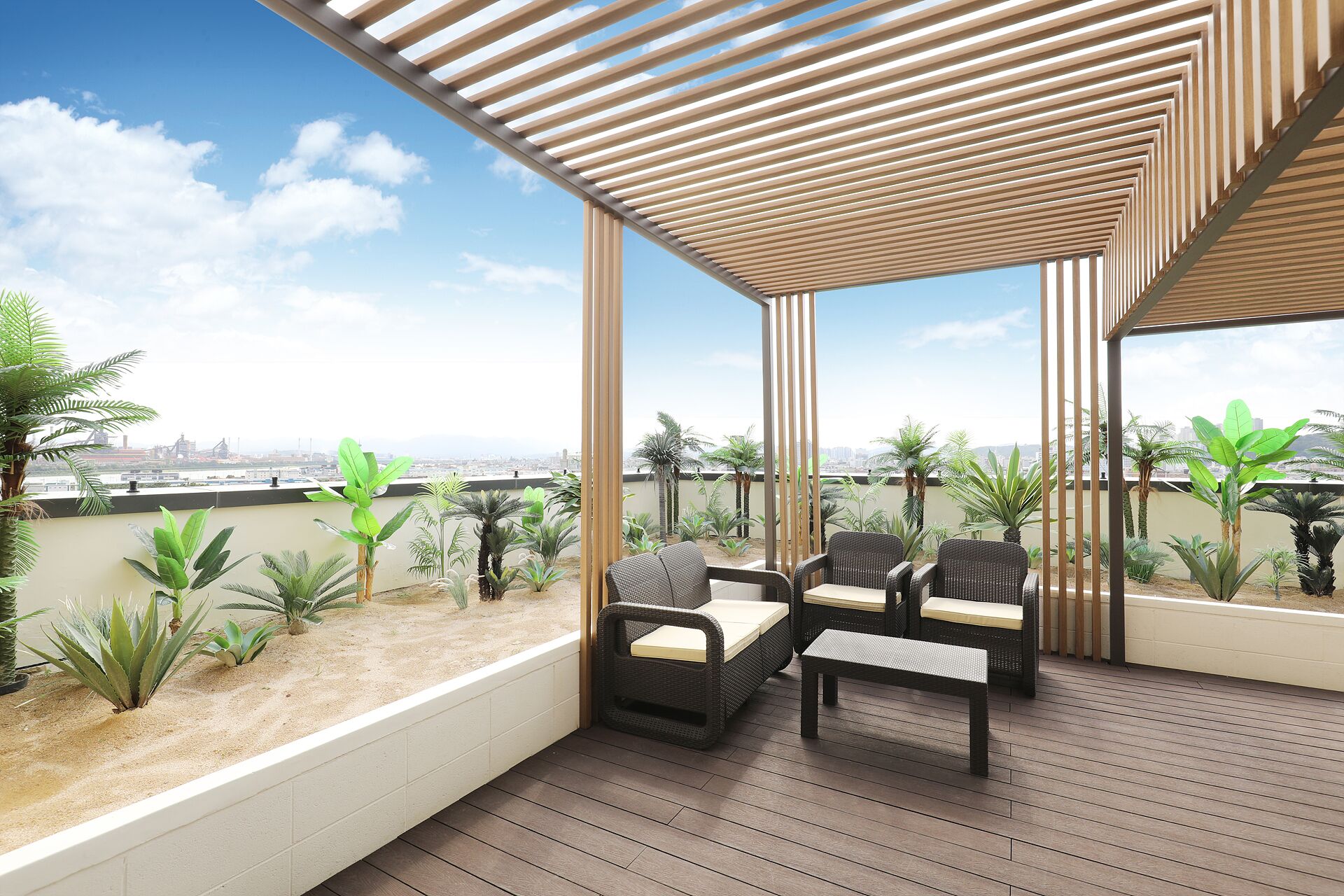 Family | Individually decorated, individually furnished, free WiFi, bed sheets