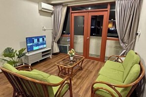 Exterior - Kuching City Center Riverbank Suites With Marvelous River View (Kuching Division)