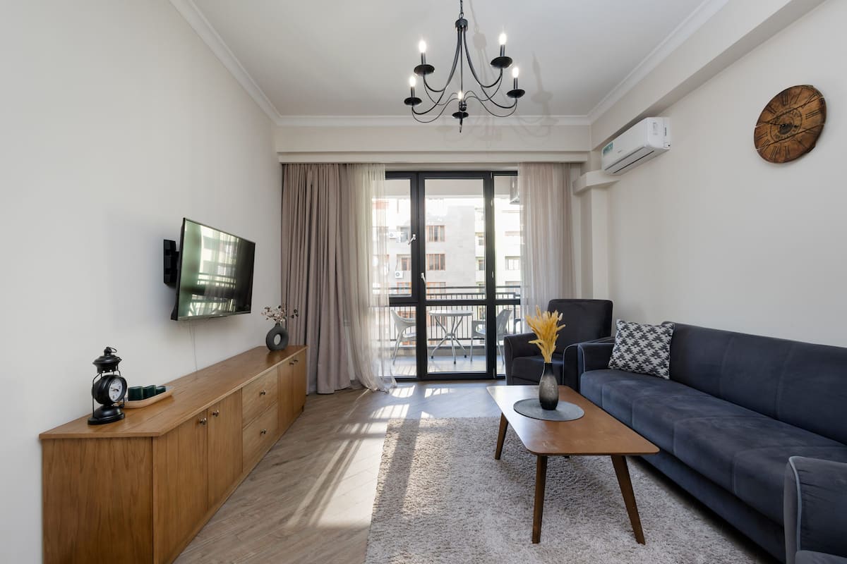 Appartement Tradition, balcon, vue ville | Coin séjour