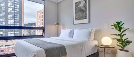 1 habitación, tabla de planchar con plancha, wifi y ropa de cama