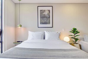 1 habitación, tabla de planchar con plancha, wifi y ropa de cama 