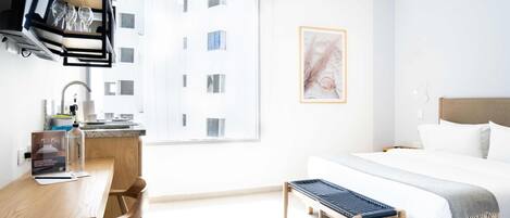 2 habitaciones, tabla de planchar con plancha, wifi y ropa de cama