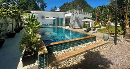 Baan Suan Pool Valley Villa