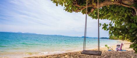 House, 2 Bedrooms, Smoking, Balcony | Beach