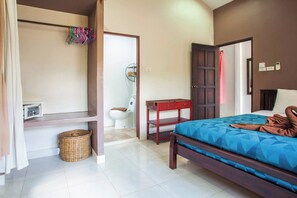 House, 2 Bedrooms, Smoking, Balcony | 2 bedrooms - House 4 People sea View 100 m From the Beach (Krabi)