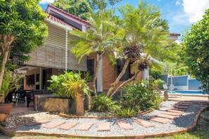 Villa, 4 chambres, fumeurs, piscine privée | Enceinte de l’hébergement