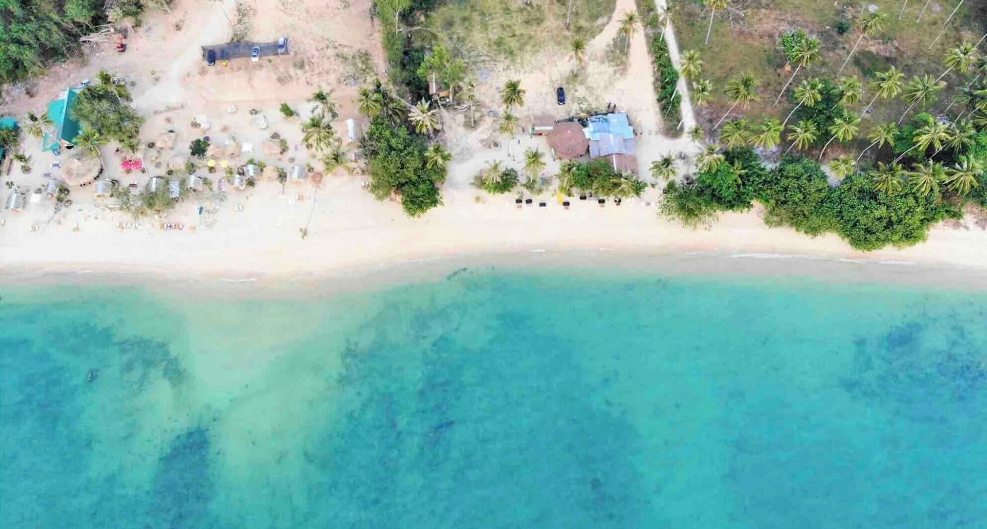 Vila, 4 quartos, para fumantes, piscina particular | Praia