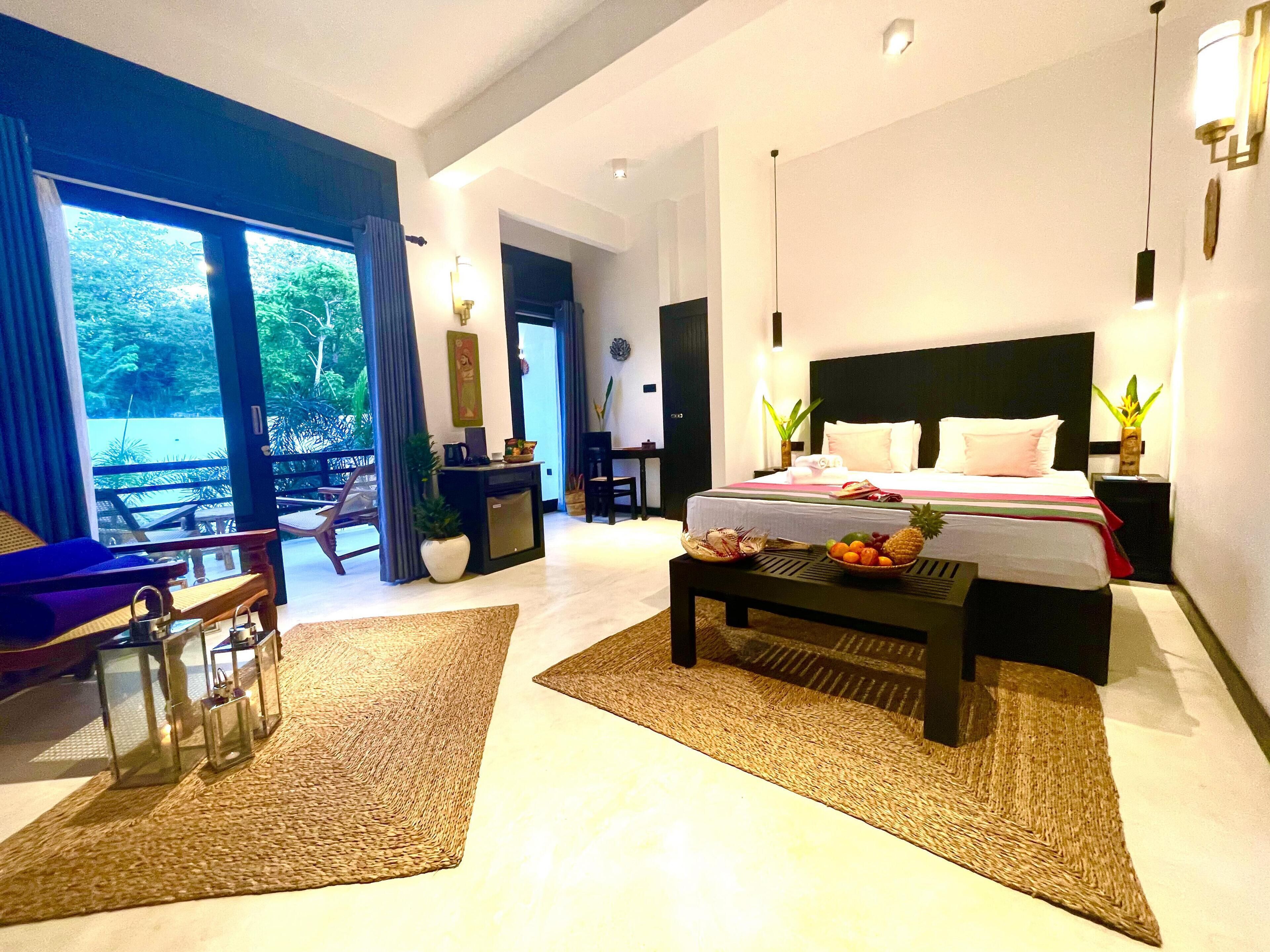 Superior Double Room, Pool View | In-room safe, blackout curtains, iron/ironing board, free WiFi