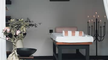 Body treatments, aromatherapy, deep-tissue massages, sports massages