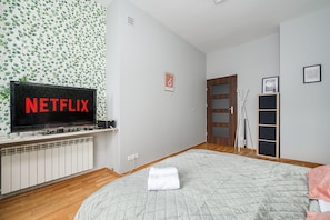 Apartment, 2 Bedrooms, Balcony, City View | Blackout drapes, iron/ironing board, free WiFi